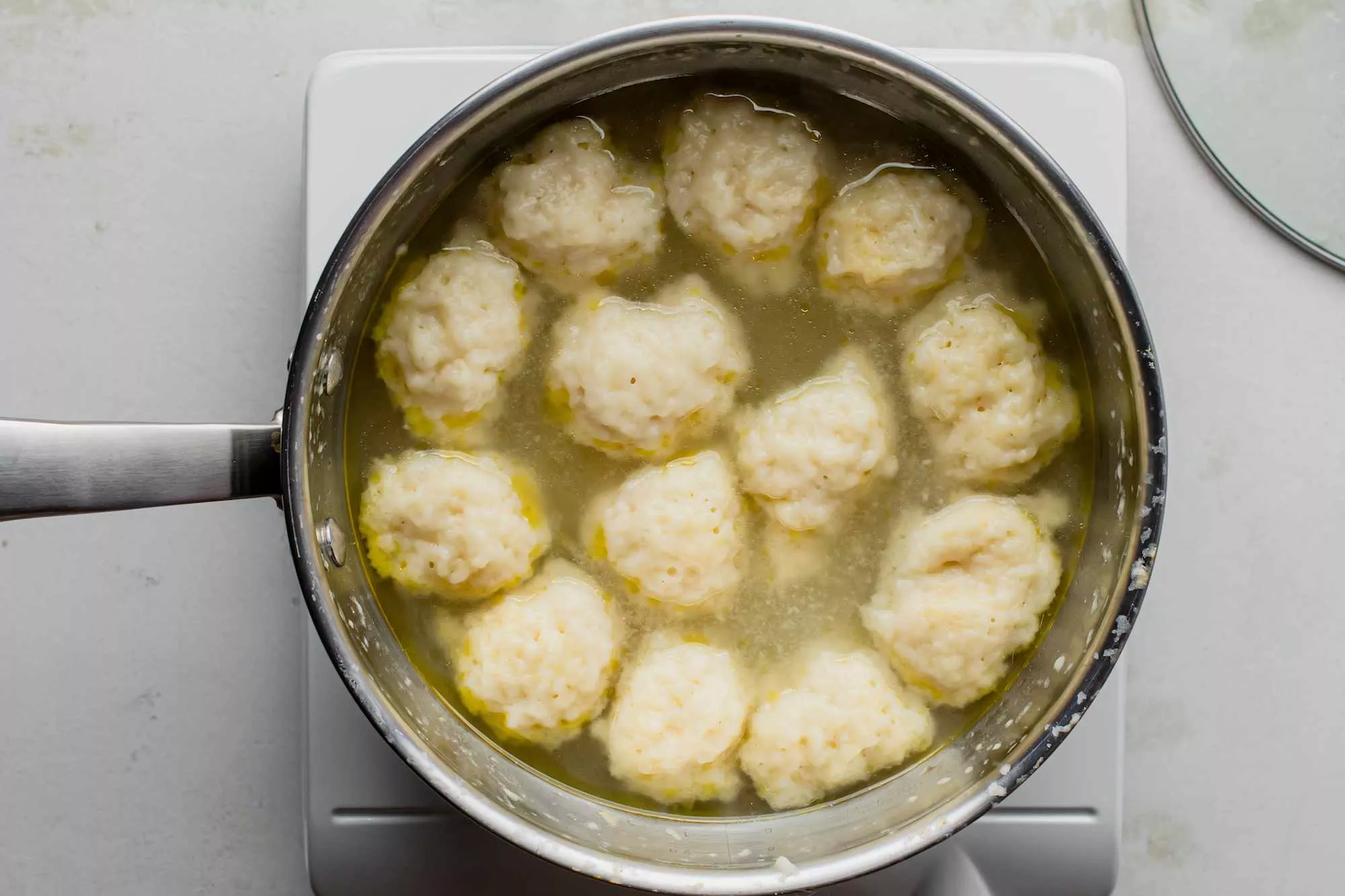 HOW TO COOK DUMPLINGS WITHOUT STEW